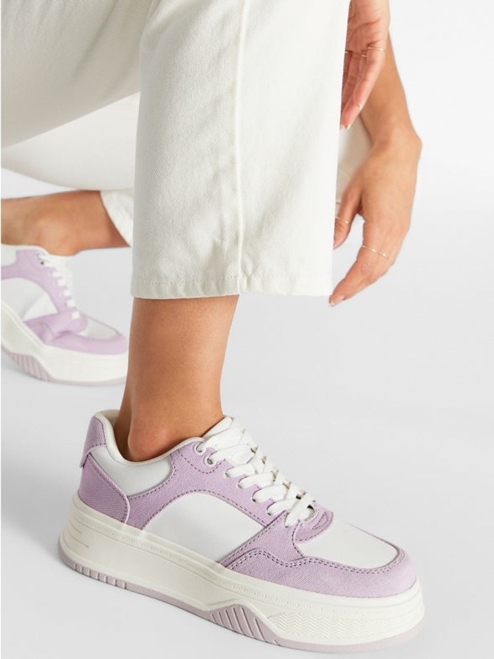 Billie Court Platform Sneakers in Lavender and White - Women